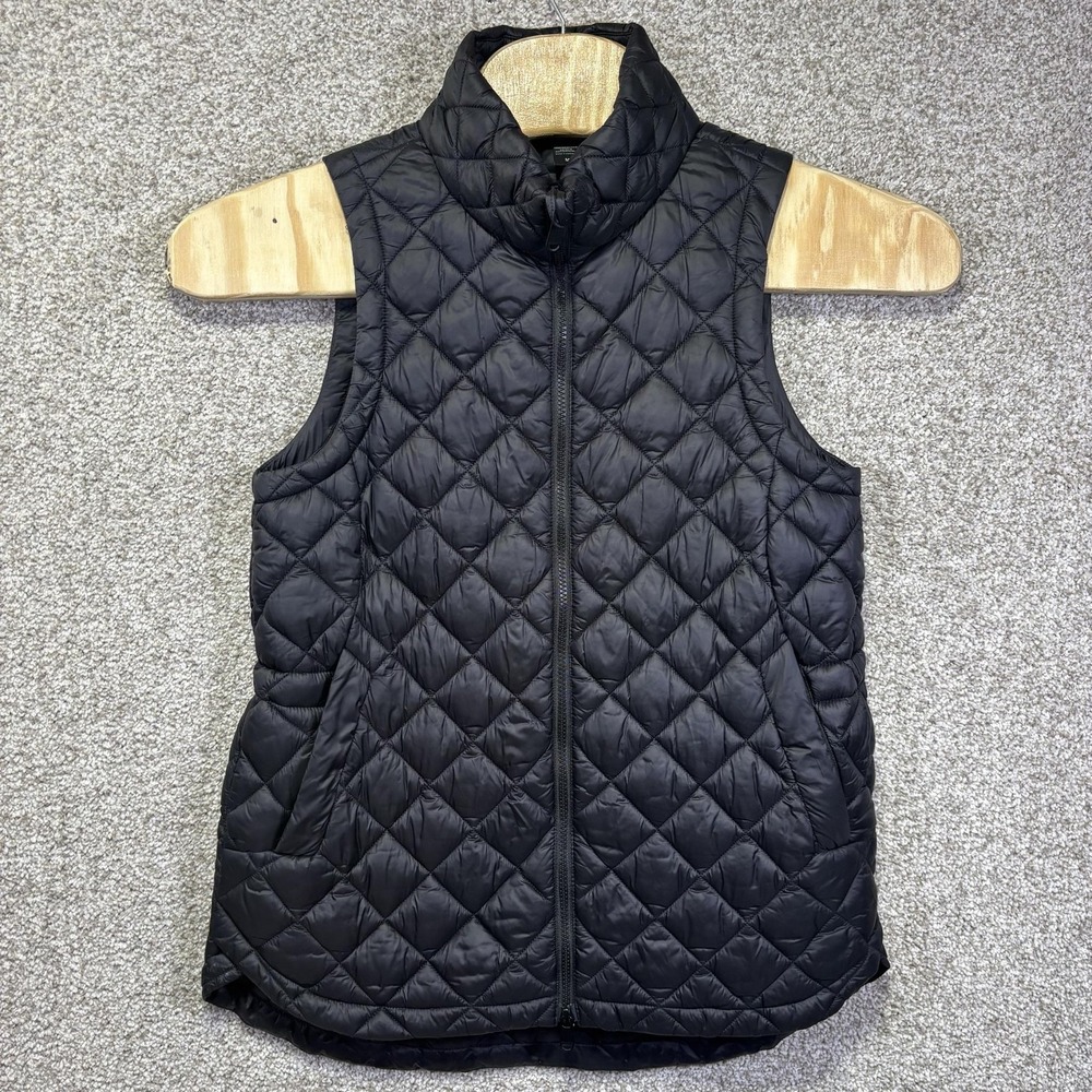 Athleta Vest Womens Medium Black Whisper Featherless Quilted Puffer Full Zip
